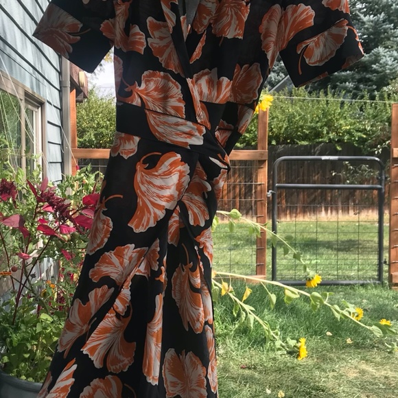 Ganni Geroux silk wrap dress - Picture 2 of 2